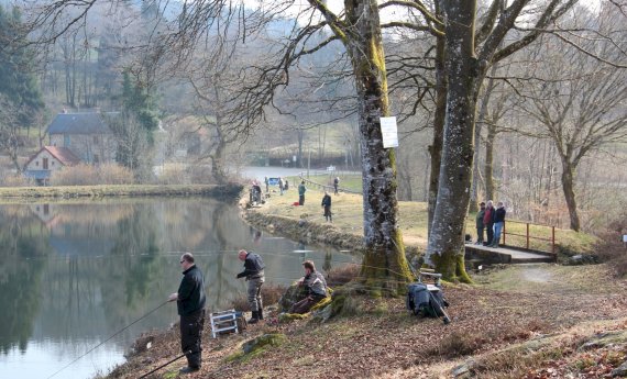 Réservoir de pêche à la mouche du Chatelet